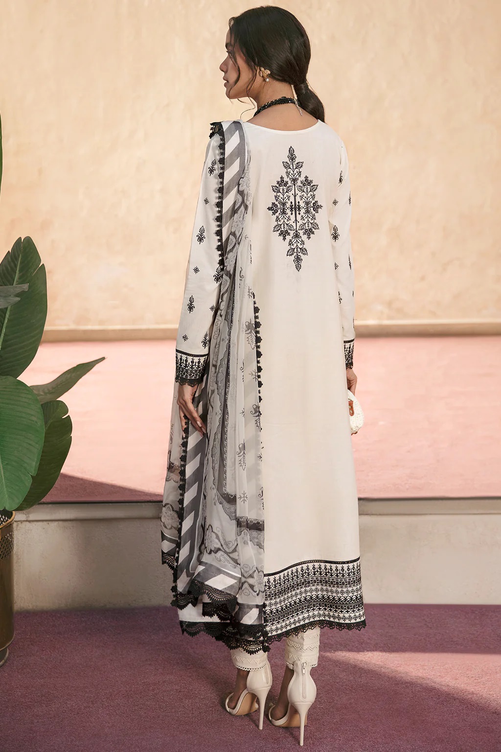 Afrozeh White Luxury Lawn Collection Replica