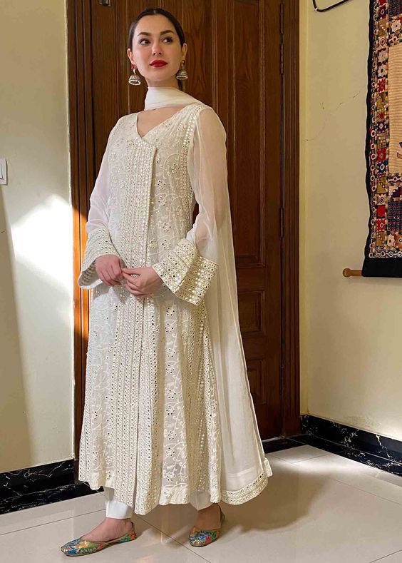 Hania Amir Off White Formal Collection Chiffon Replica