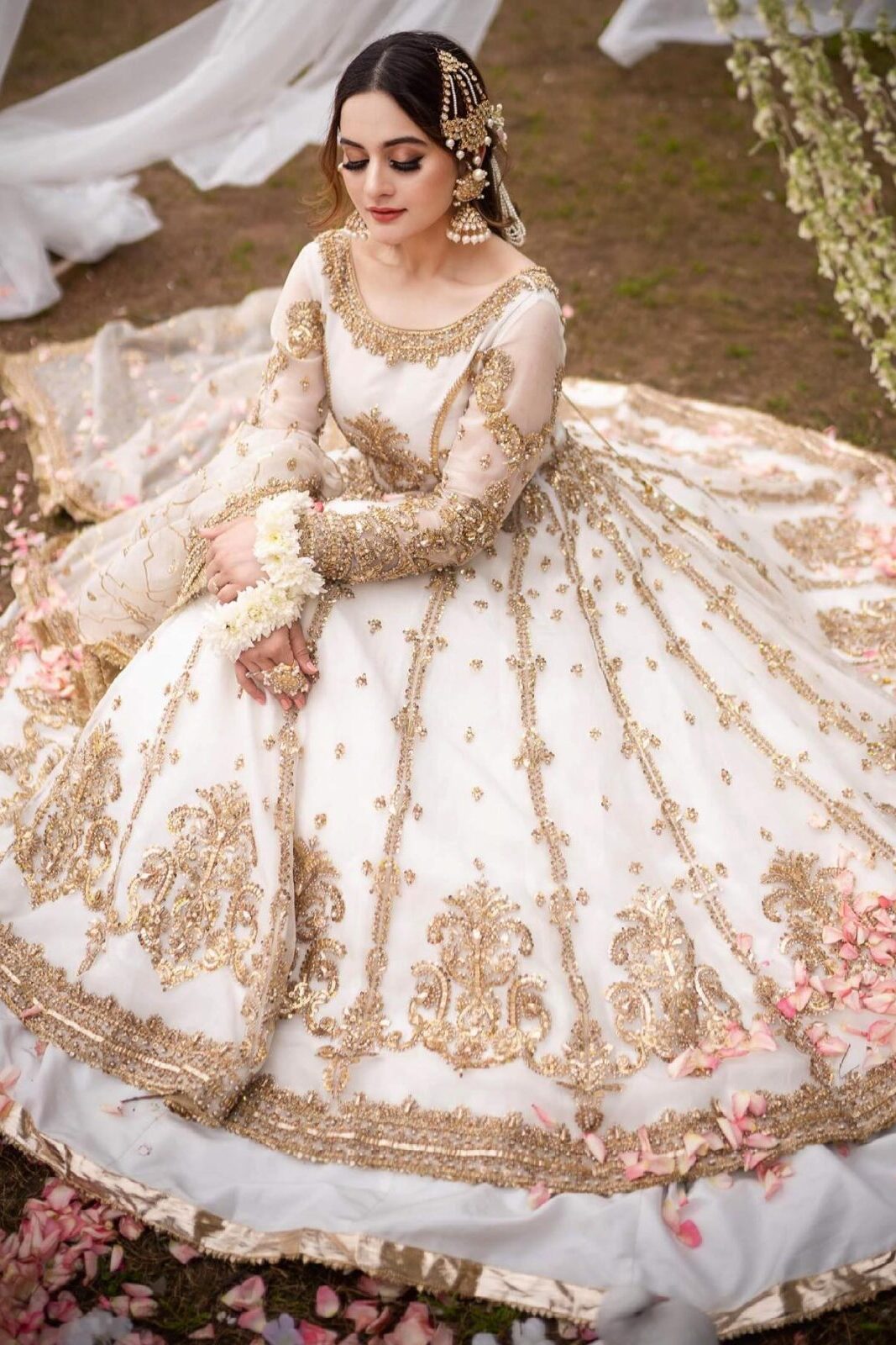 Maha Wajahat White Exclusive Formal Collection Net Replica