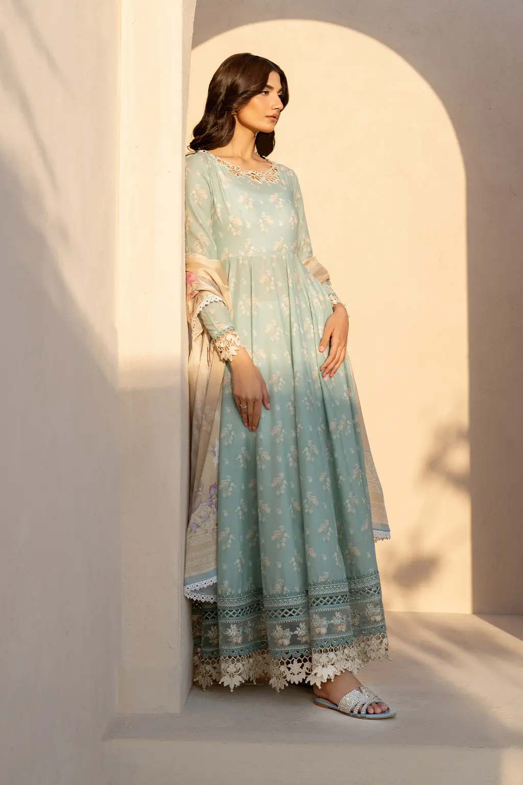 Iznik Ice Blue Digital Printed Lawn Collection Replica - Image 4