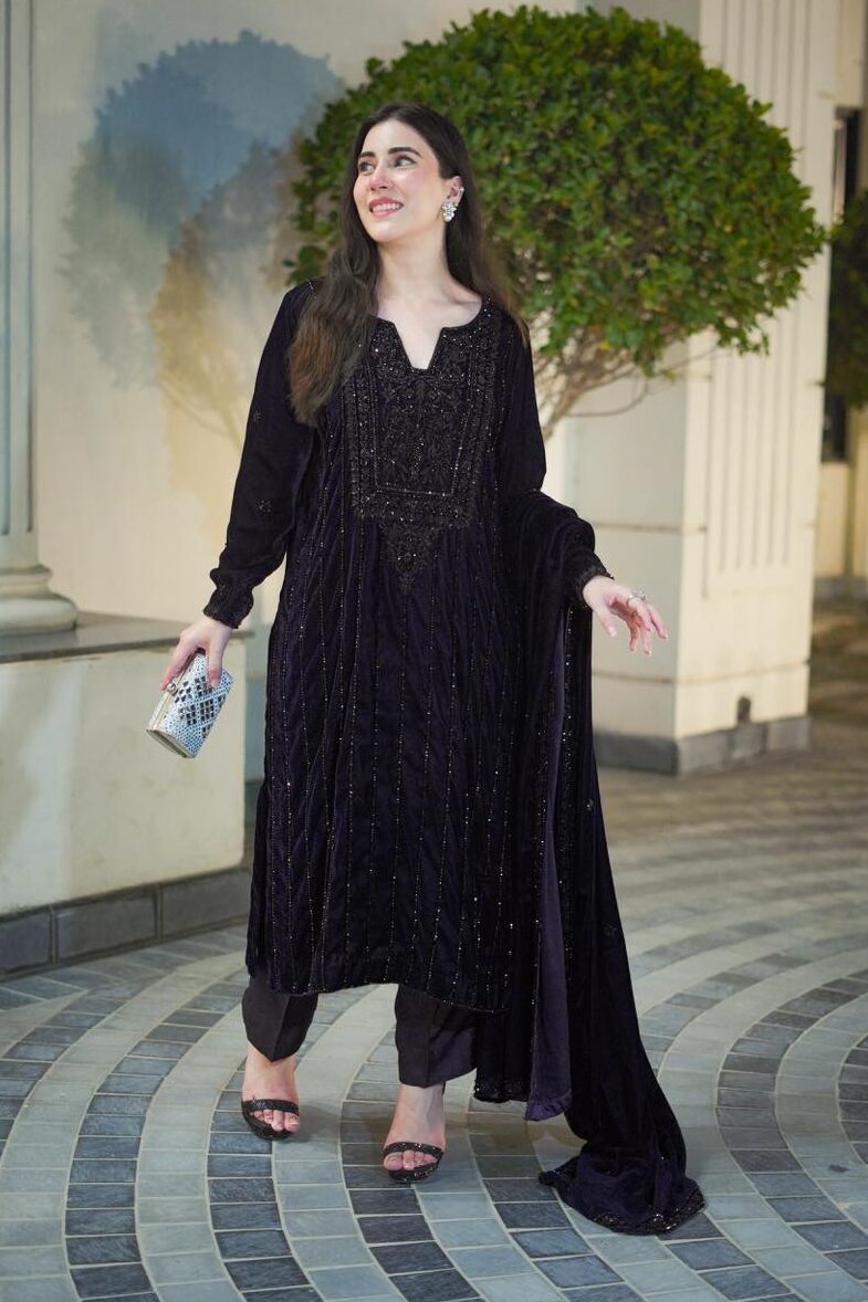 Aneela's Purple Formal Velvet Collection Replica