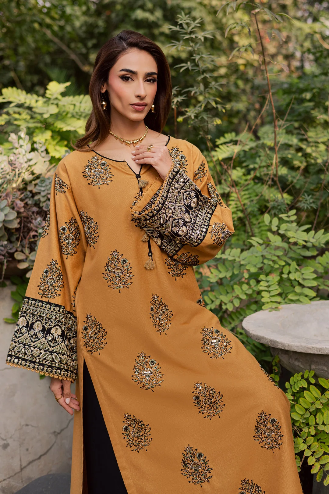 Alternative view of Batik Mustard Luxury Lawn Collection Replica