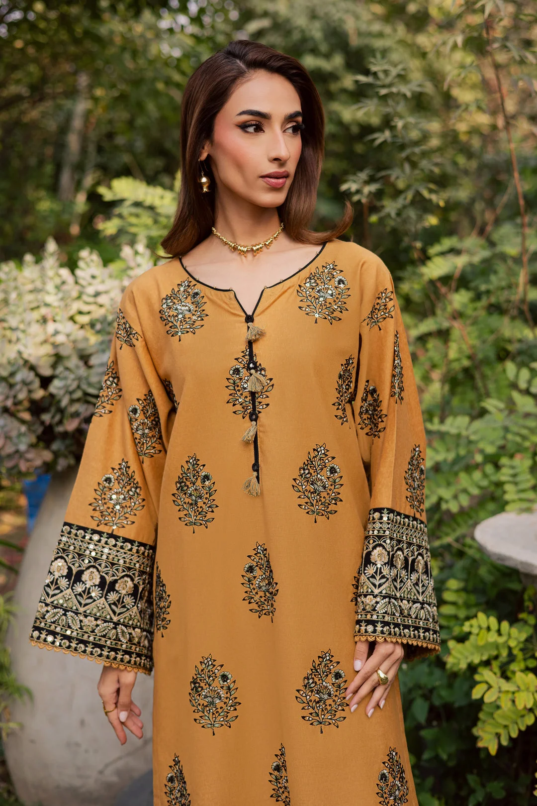 Batik Mustard Luxury Lawn Collection Replica - Image 3