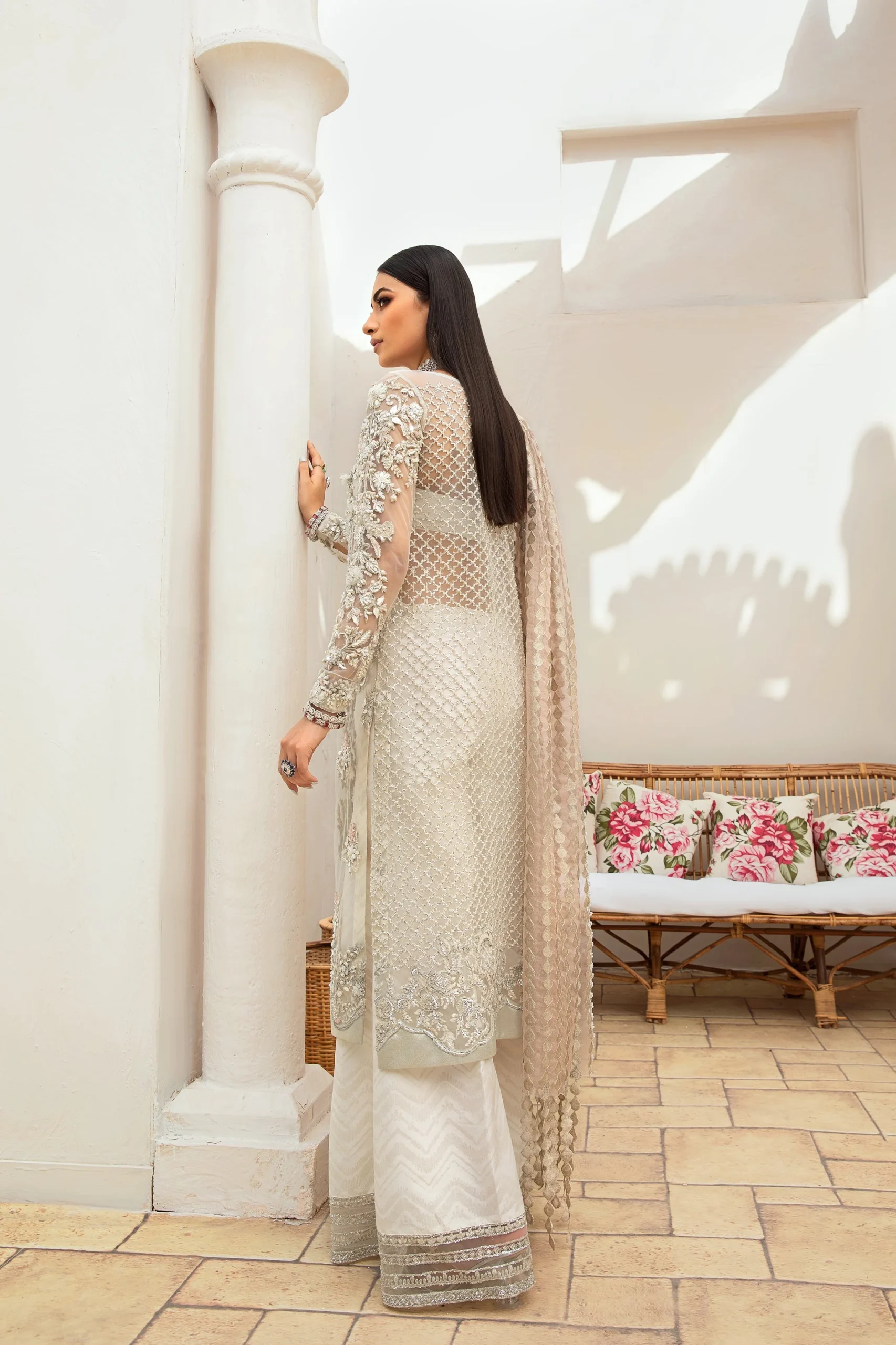 Maryam Hussain White Formal Collection Net Replica - Image 2