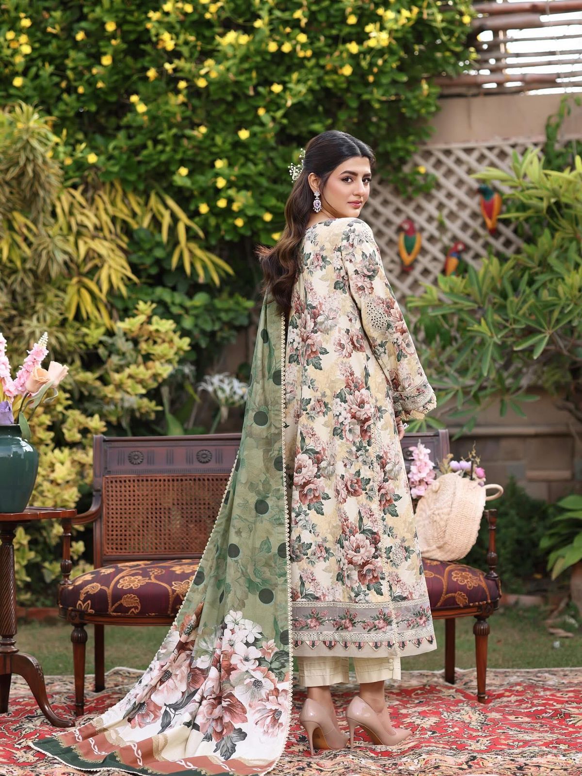 Alternative view of Aneela's Skin Luxury Lawn Collection Replica