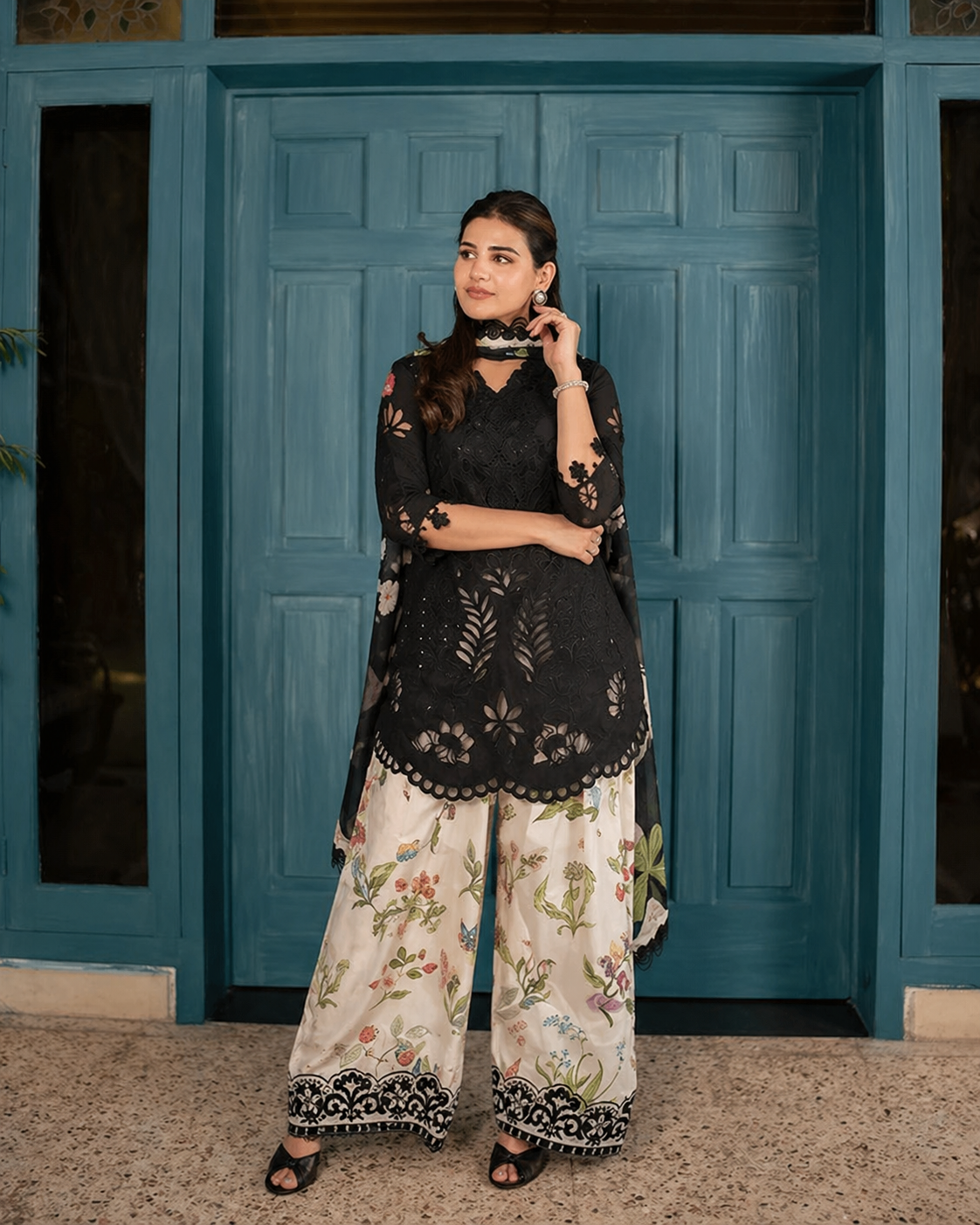 Alternative view of Saira Rizwan Black Luxury Lawn Collection Replica