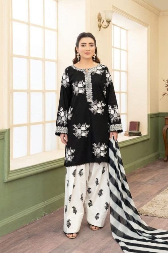 Zara Shahjahan Black Digital Printed Lawn Collection Replica