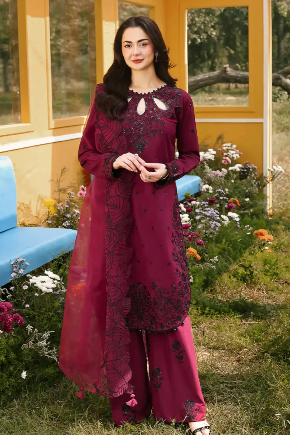 Ally's Red Luxury Lawn Collection Replica