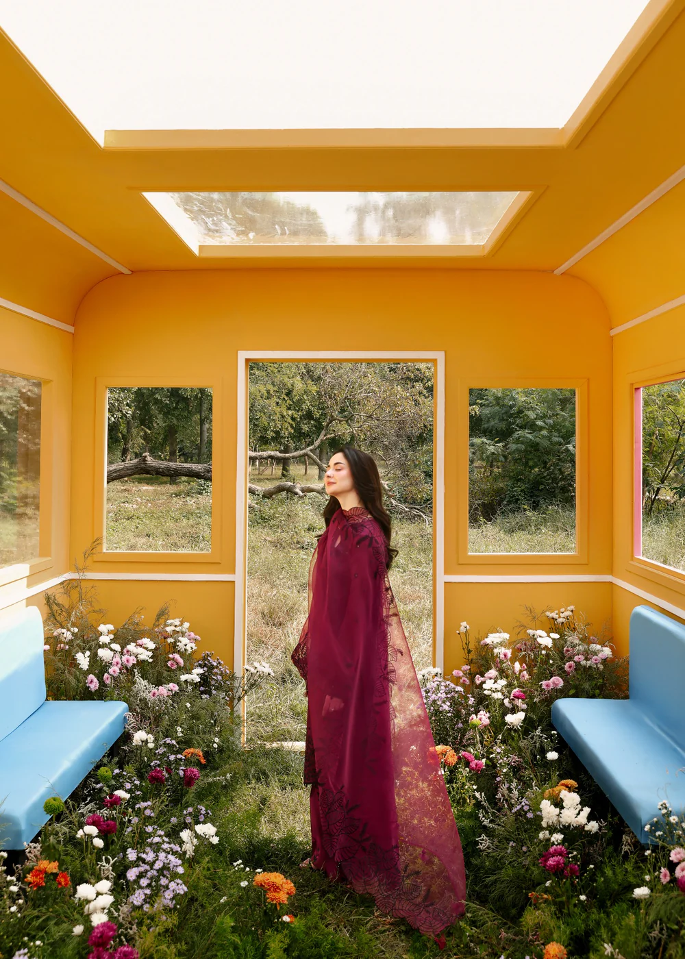 Ally's Red Luxury Lawn Collection Replica - Image 3