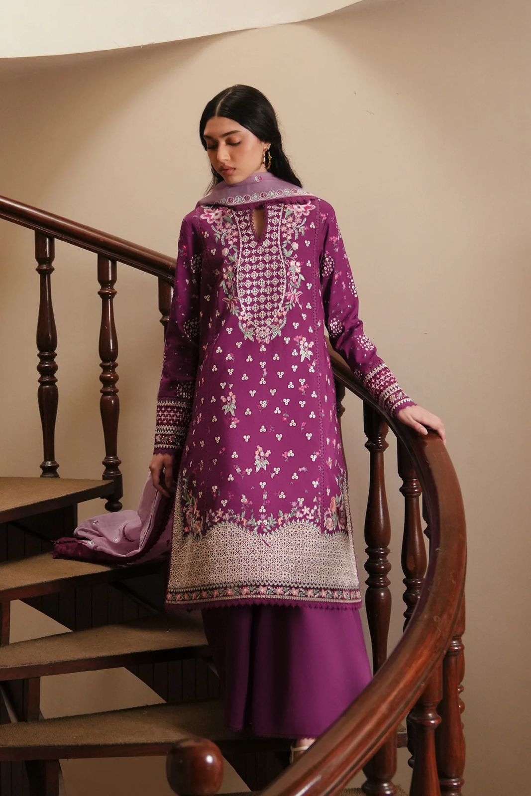 Alternative view of Afrozeh Shocking Pink Luxury Lawn Collection Replica