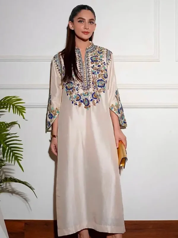 Alizeh Saad White Raw Silk Formal Collection Replica