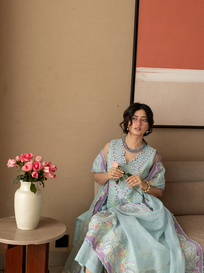Mahnur Seagreen Luxury Lawn Collection Replica - Image 3