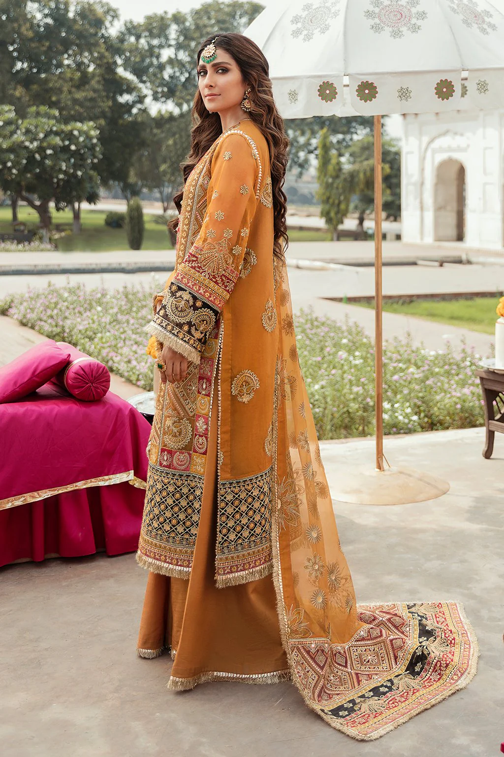 Alternative view of Gisele Shagun Yellow Soft Net Formal Collection Replica