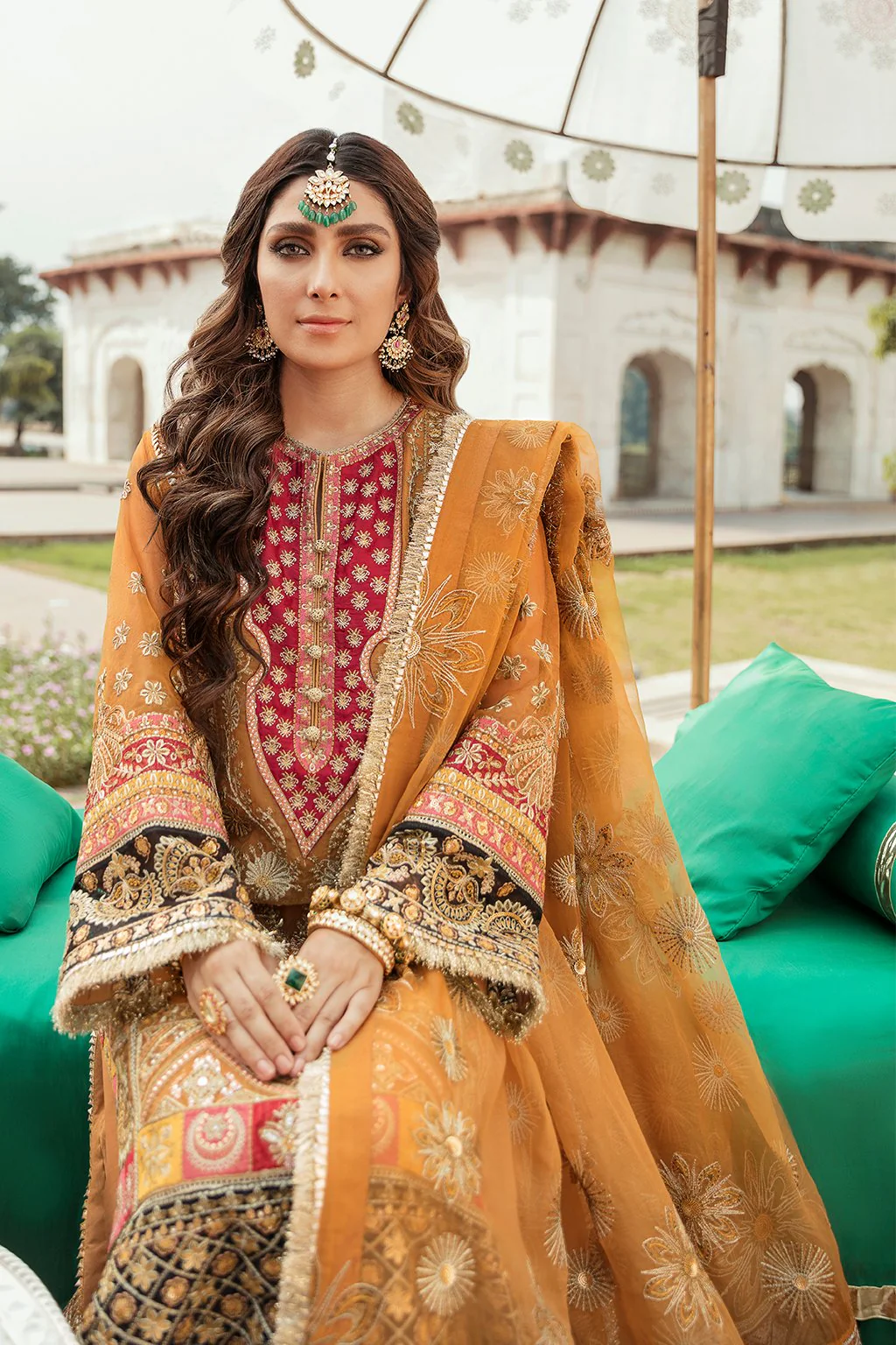 Gisele Shagun Yellow Soft Net Formal Collection Replica - Image 4