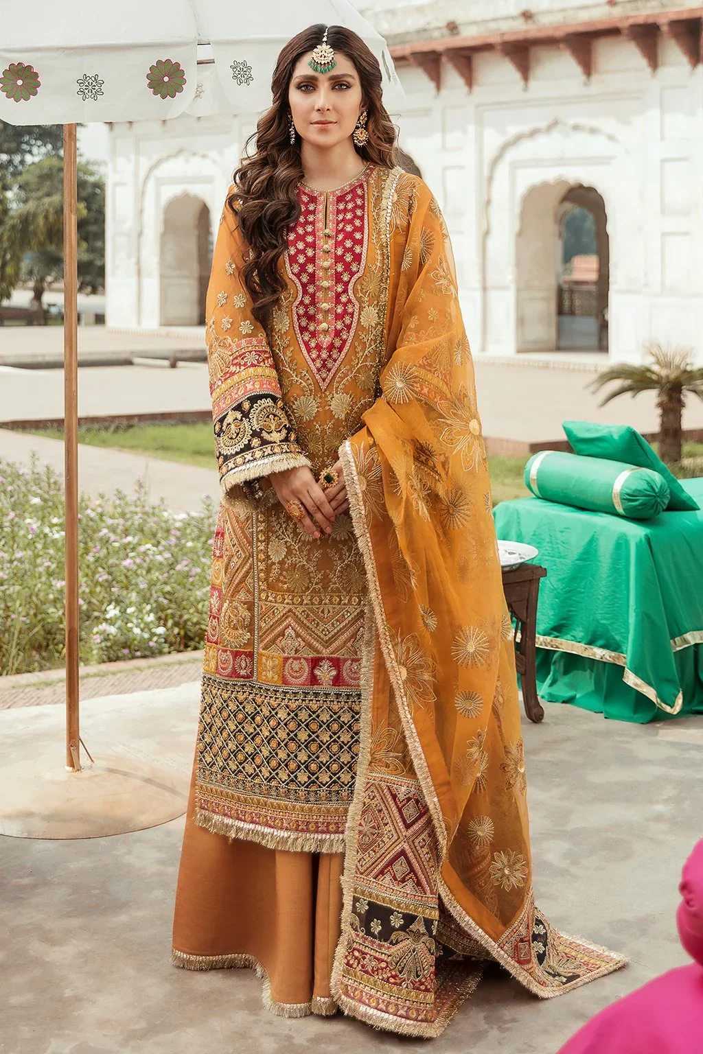 Gisele Shagun Yellow Soft Net Formal Collection Replica