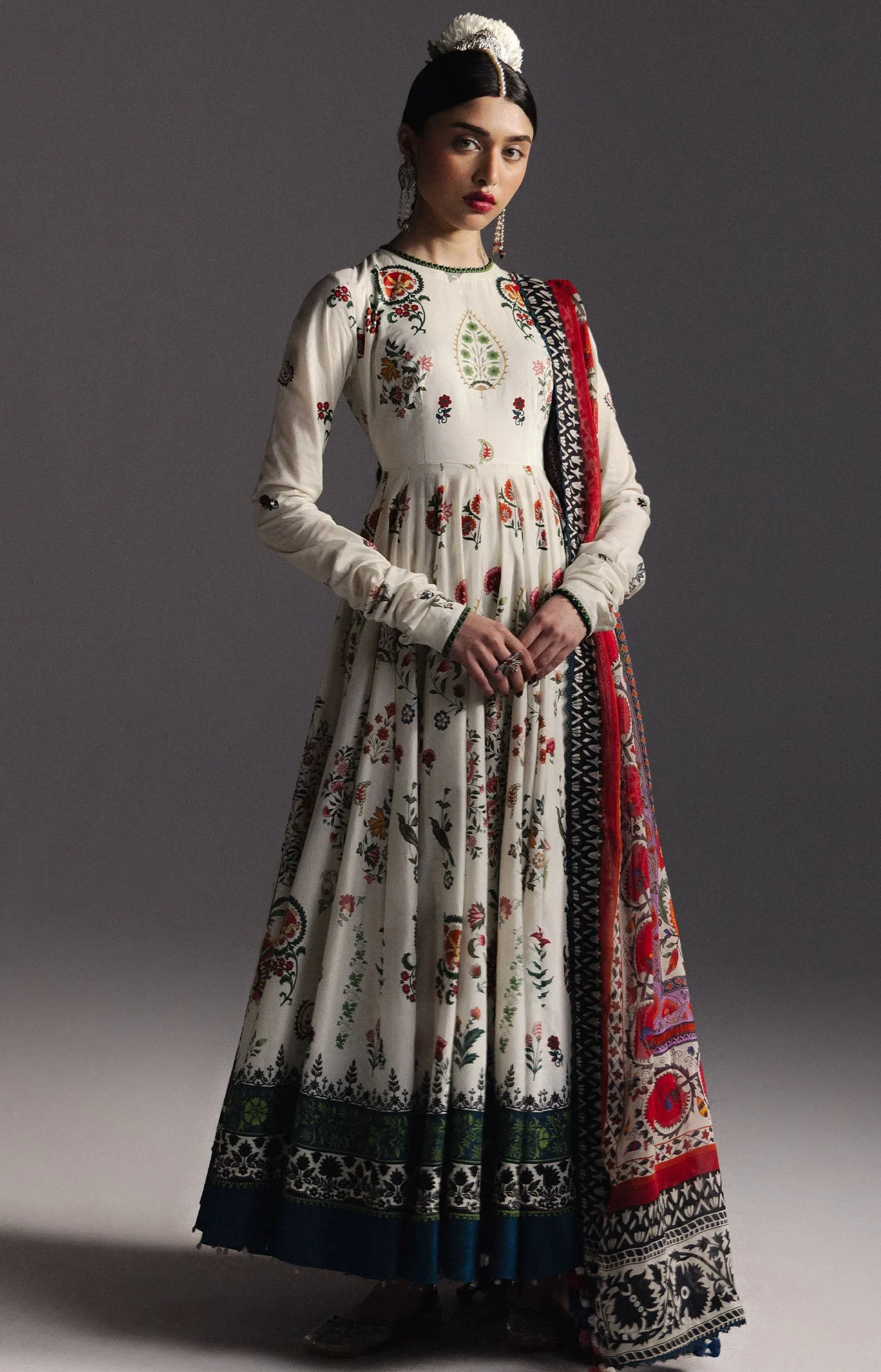 Zara Shahjahan White Silk Collection Replica
