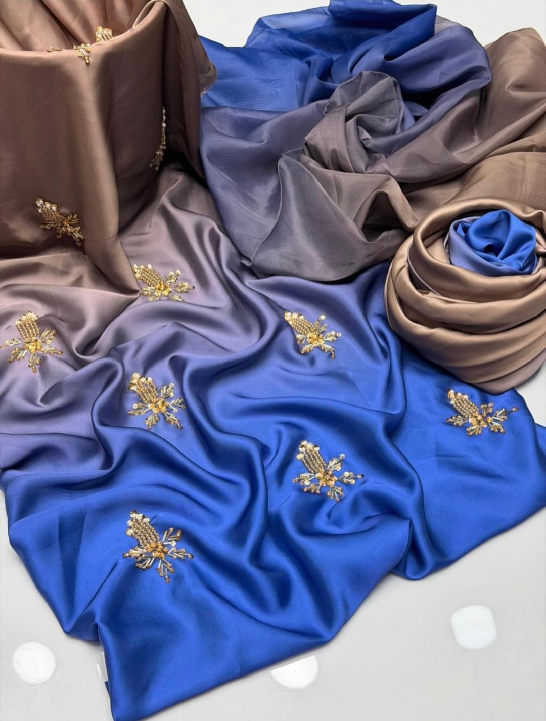 Alternative view of Shrenz Blue Tie-N-die Silk Adda Collection Replica