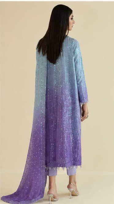 Alternative view of Baroque Tie-N-Die Net Formal Collection Replica