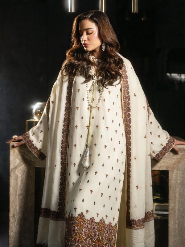 Pashmina kaani White Luxury Collection By Shrenz