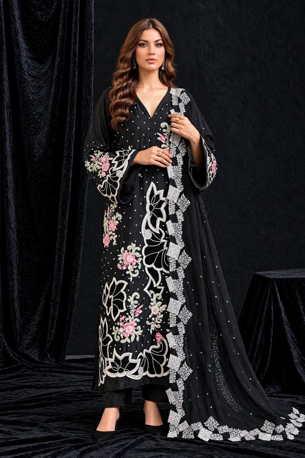 Shrenz Black Silk Formal Kaftan Collection Replica - Image 3