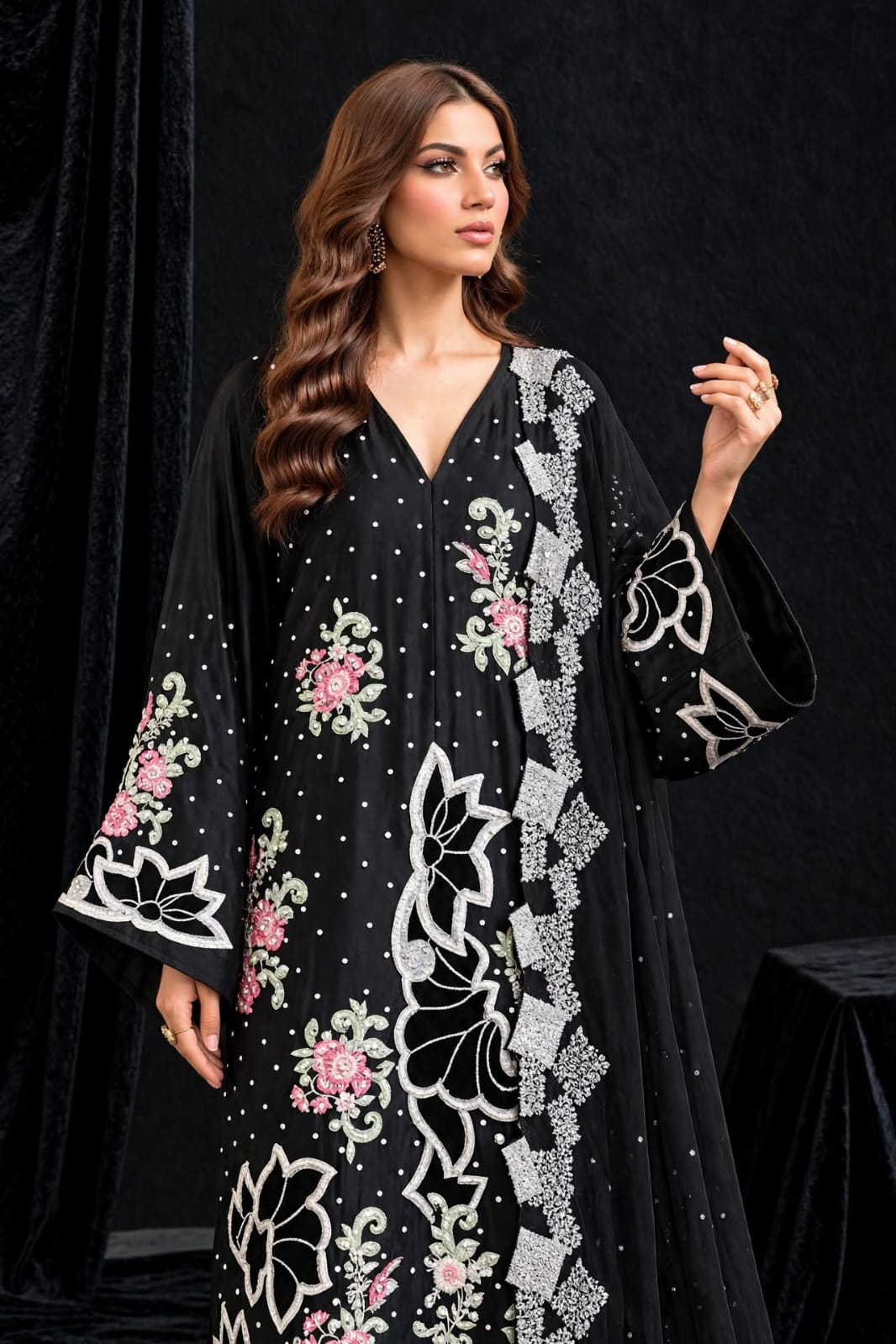 Shrenz Black Silk Formal Kaftan Collection Replica - Image 2